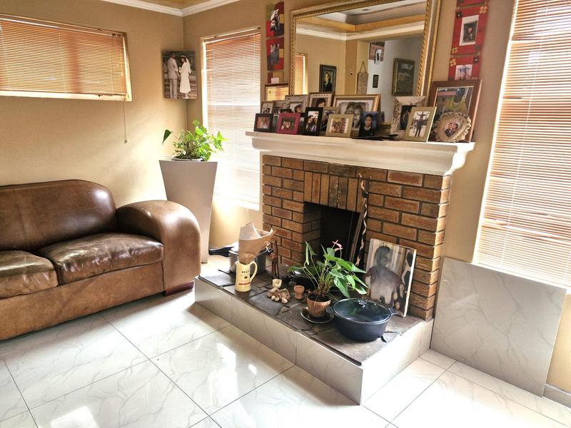 3 Bedroom Property for Sale in Matroosfontein Western Cape